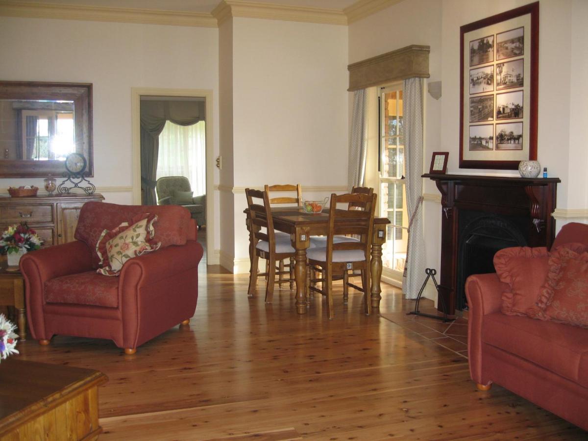Bed and Breakfast Pericoe Retreat Dubbo Esterno foto